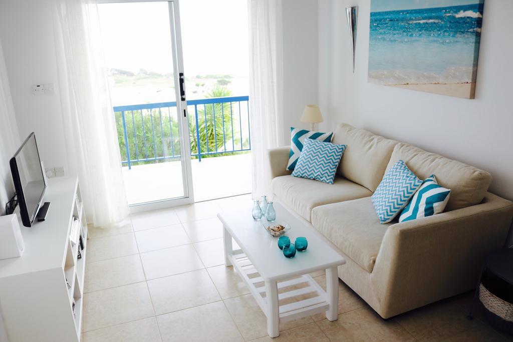 Paphos Ikaria Village Sea View Apartment מראה חיצוני תמונה