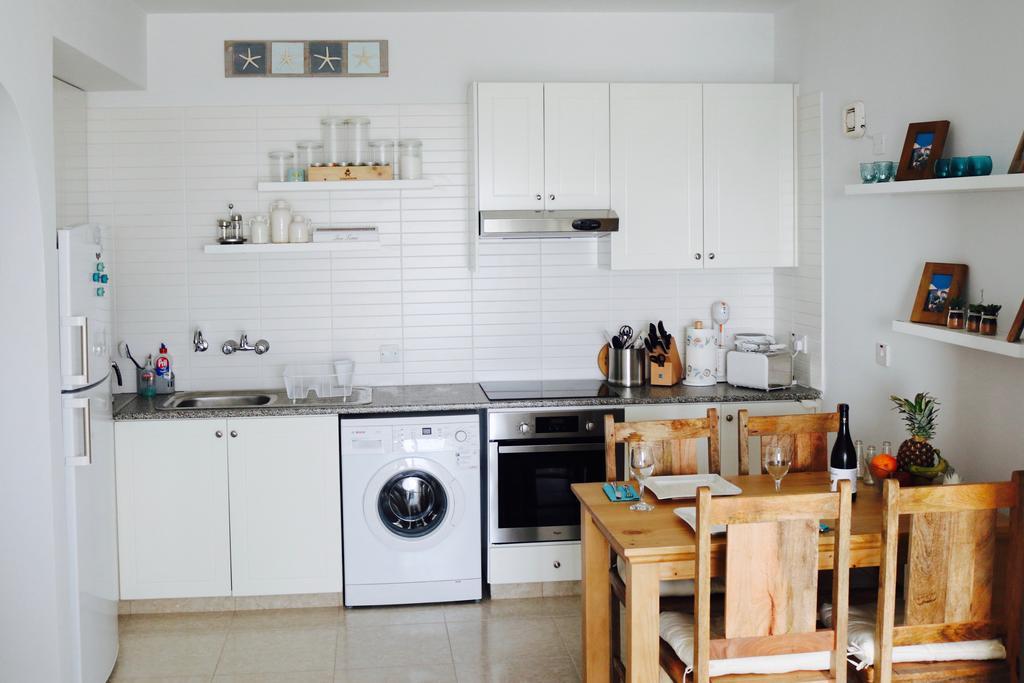 Paphos Ikaria Village Sea View Apartment מראה חיצוני תמונה